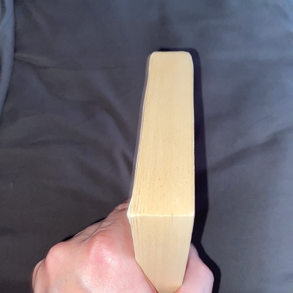 The Beach by: Alex Garland 1997 Edition Paperback - Picture 4 of 6